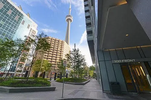 Hotel Park Suites Toronto Front Street West